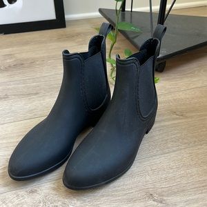 Jeffrey Campbell Black Rubber Forecast Chelsea Boots
